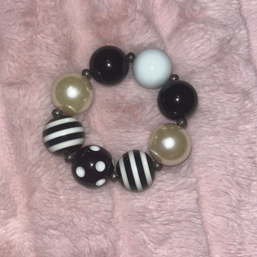 Black and White Beaded Bracelet